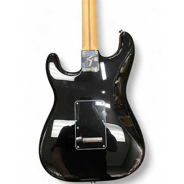 Used Fender Special Edition Player Stratocaster Black Solid Body Electric Guitar