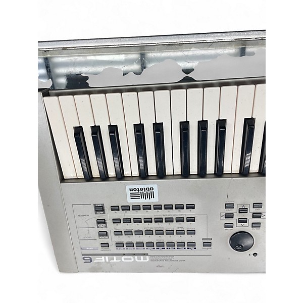 Used Yamaha Motif 6 61 Key Keyboard Workstation