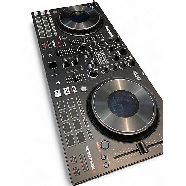 Used Akai Professional MPC Key 61 Keyboard Workstation