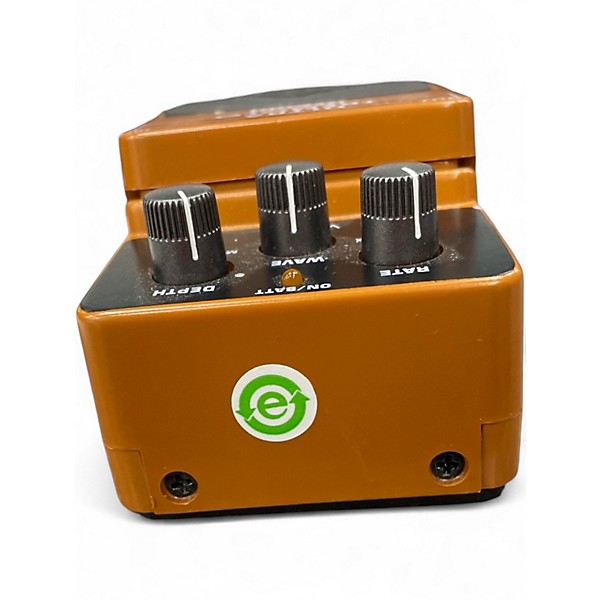 Used Behringer UT300 Ultra Tremolo Effect Pedal