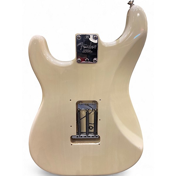 Used Fender American Standard Stratocaster Trans White Solid Body Electric Guitar