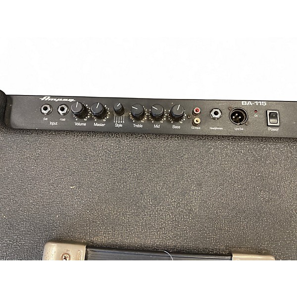 Used Ampeg BA115 Bass Combo Amp
