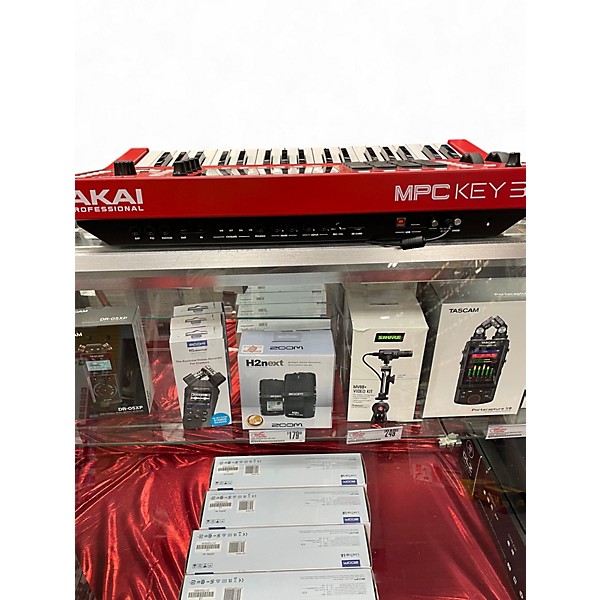Used Akai Professional MPC KEY 37 Keyboard Workstation