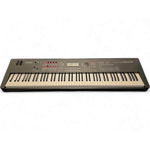 Used Yamaha MOX8 88 Key Keyboard Workstation