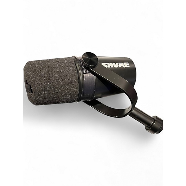 Used Shure mv7x Dynamic Microphone