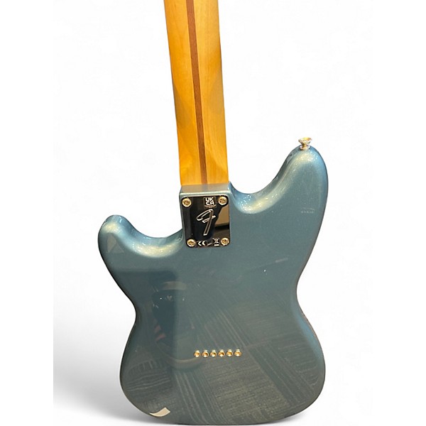 Used Fender Duo Sonic HS Ice Blue Metallic Solid Body Electric Guitar