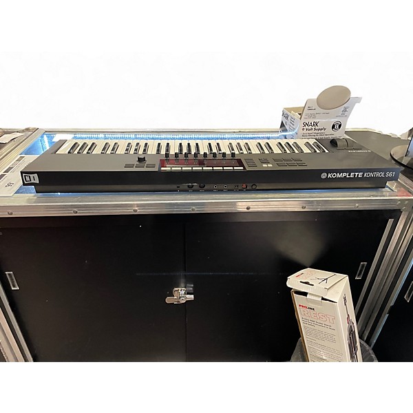 Used Native Instruments Komplete Kontrol S61 MIDI Controller