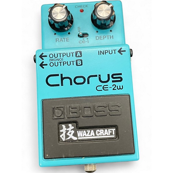 Used BOSS CE2W Effect Pedal