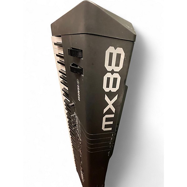 Used Yamaha MX88 Synthesizer