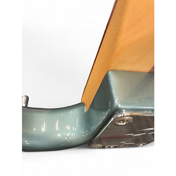 Used Fender Duo Sonic HS Ice Blue Metallic Solid Body Electric Guitar