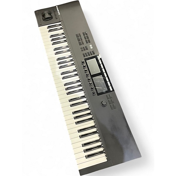 Used Native Instruments Komplete Kontrol S61 MK2 MIDI Controller