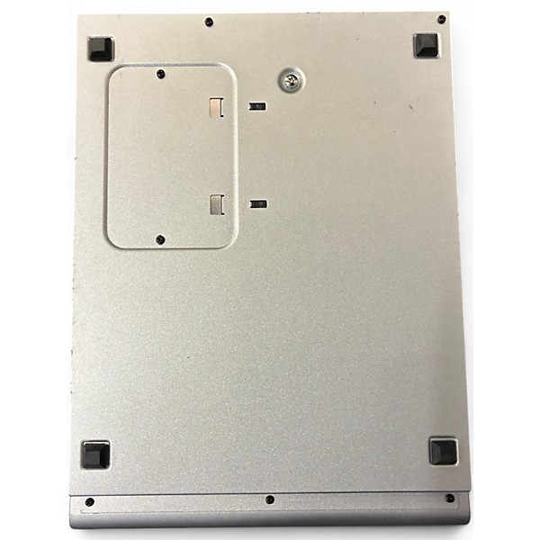 Used Behringer Eurorack UB1204 pro Powered Mixer