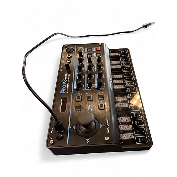 Used Behringer Pro Vs Mini Hybrid Synthesizer Synthesizer