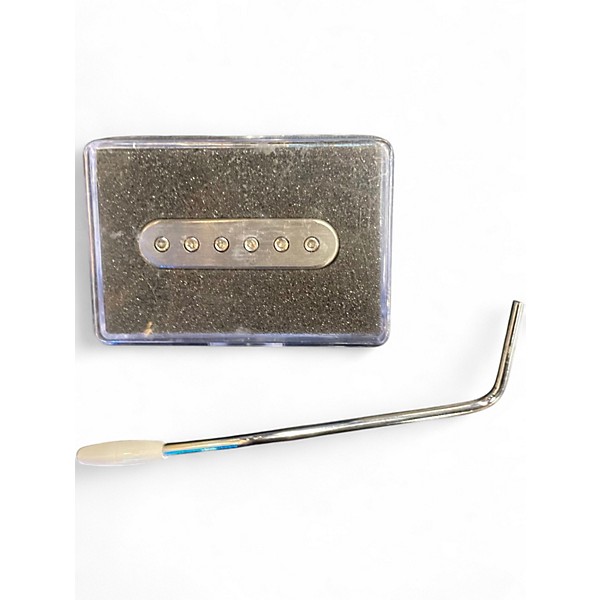 Used 2022 Fender Fender Aerodyne Special Stratocaster Bright White Solid Body Electric Guitar