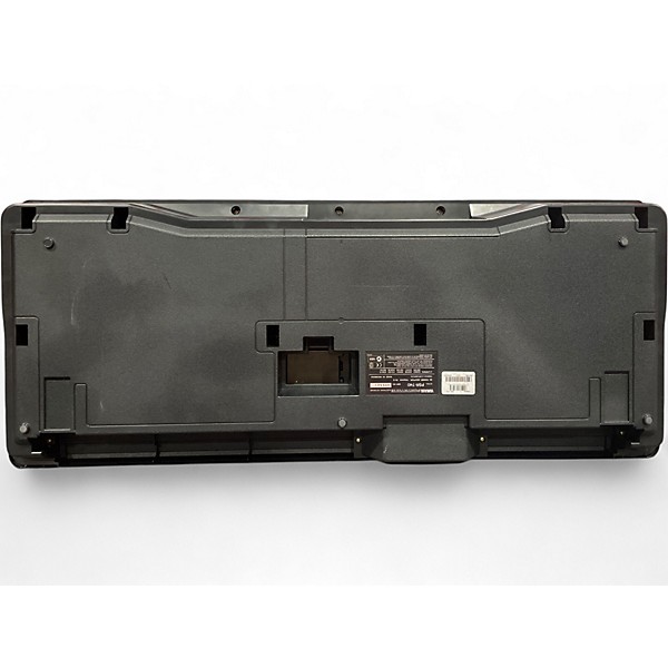 Used Yamaha PSRS750 61 Key Arranger Keyboard