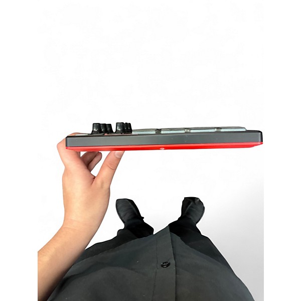 Used Akai Professional MPD218 MIDI Controller