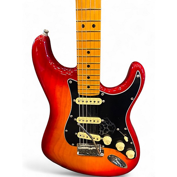 Used Fender American Ultra Luxe Stratocaster 2 Tone Sunburst Solid Body Electric Guitar