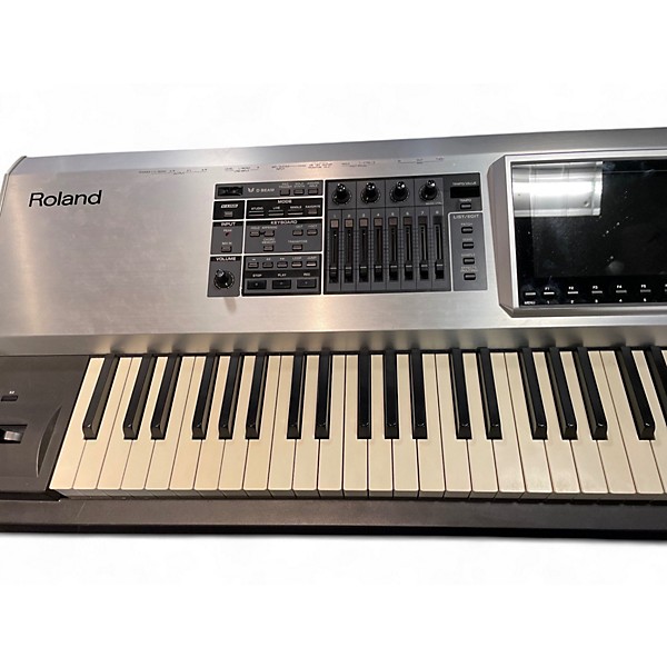 Used Roland Fantom G8 88 Key Keyboard Workstation