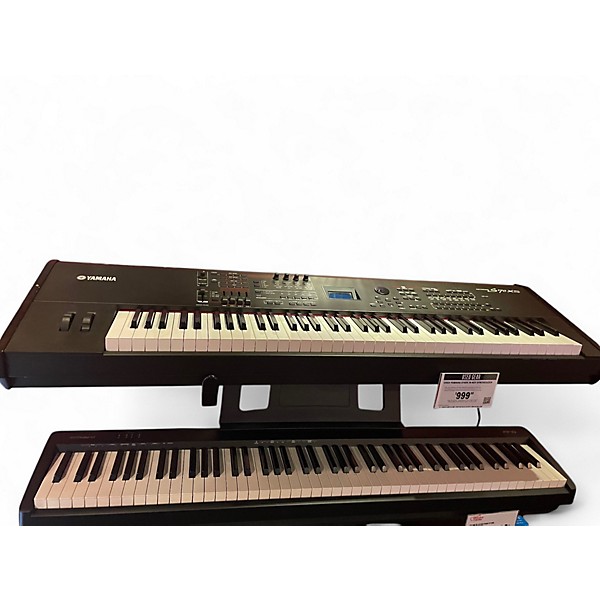 Used Yamaha S70XS 76 Key Synthesizer