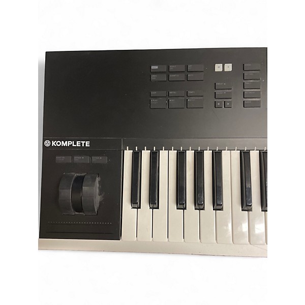 Used Native Instruments Komplete Kontrol S49 MIDI Controller