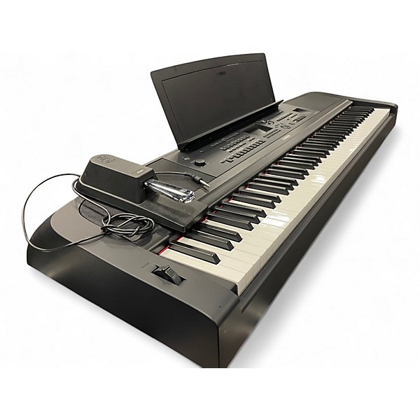 Used Yamaha DGX670 Digital Piano