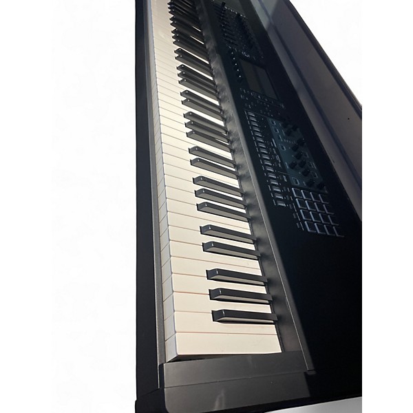 Used Roland Fantom 8 Keyboard Workstation
