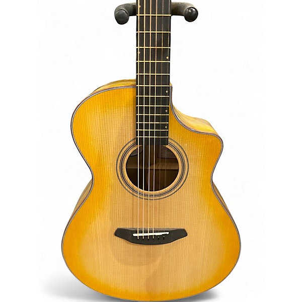 Used Breedlove Artista Concert Natural CE Natural Acoustic Electric Guitar