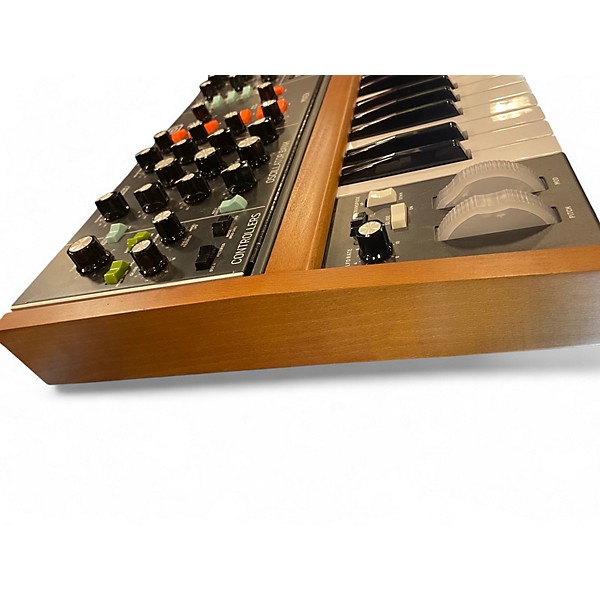 Used Behringer POLY D Synthesizer