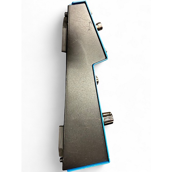 Used BOSS SY300 Guitar Synthesizer Effect Pedal