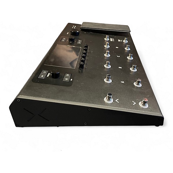 Used Line 6 Helix LT Effect Processor