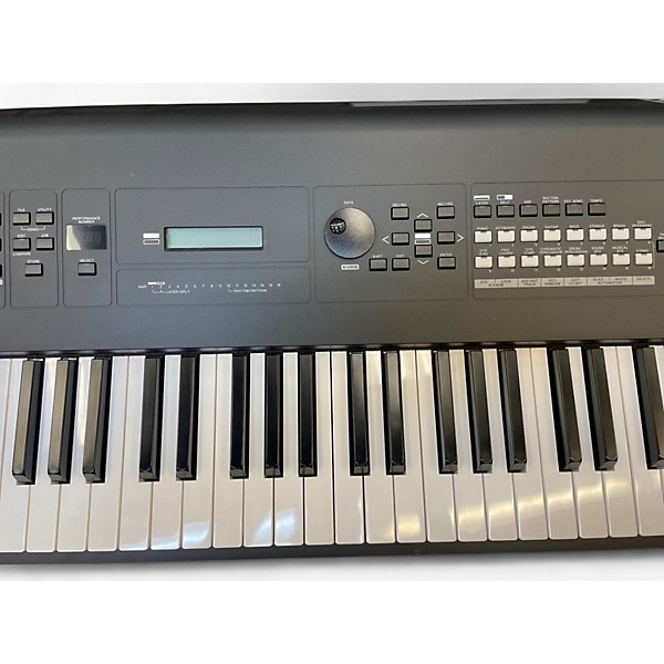 Used Yamaha MX88 Synthesizer