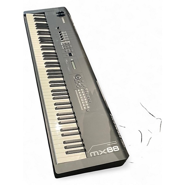 Used Yamaha MX88 Synthesizer
