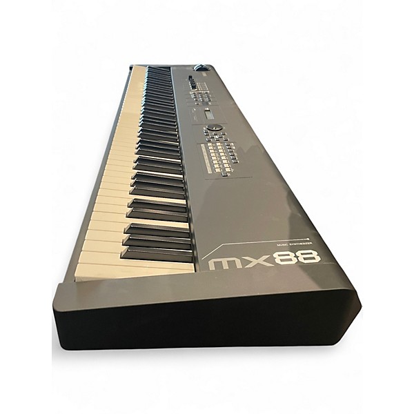 Used Yamaha MX88 Synthesizer