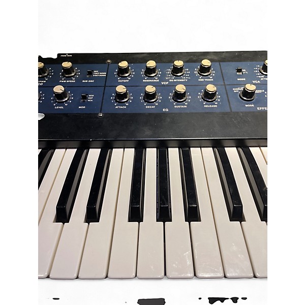 Vintage 1980s KORG poly vi Synthesizer