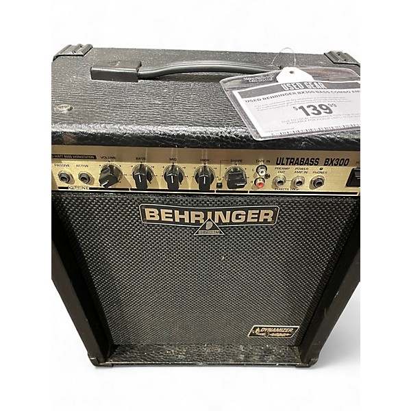 Used Behringer bx300 Bass Combo Amp