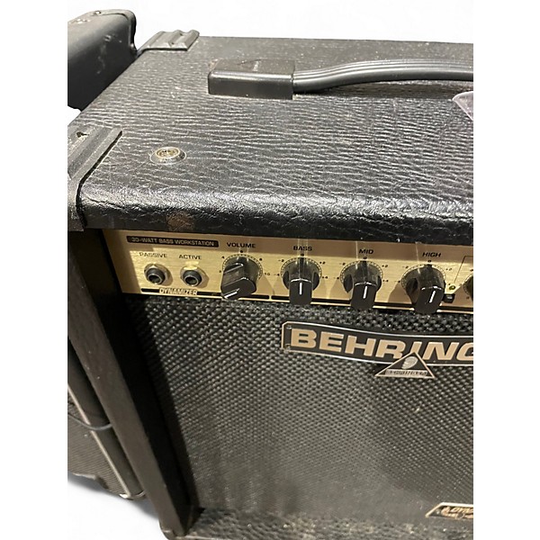 Used Behringer bx300 Bass Combo Amp
