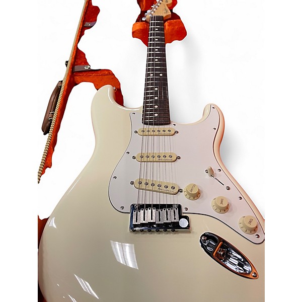 Used Fender Artist Series Jeff Beck Stratocaster Olympic White Solid Body Electric Guitar