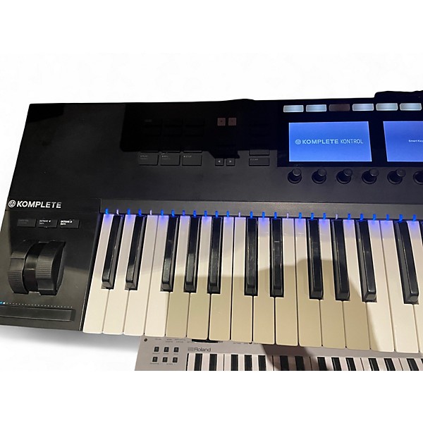 Used Native Instruments Komplete Kontrol S49 MK2 MIDI Controller