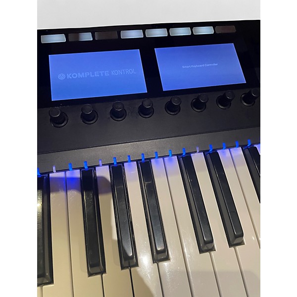 Used Native Instruments Komplete Kontrol S49 MK2 MIDI Controller