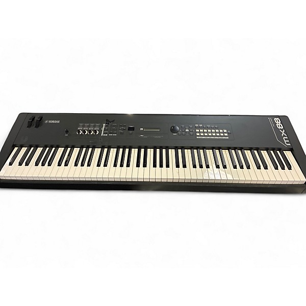 Used Yamaha MX88 Synthesizer