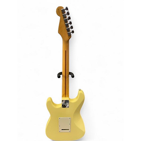 Vintage 1996 Fender 1996 American Standard Stratocaster Vintage Blonde Solid Body Electric Guitar