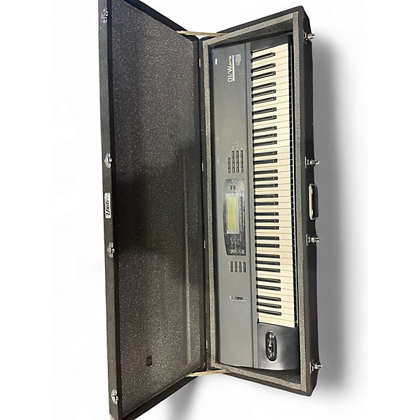 Used KORG 01/W PRO Keyboard Workstation