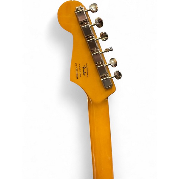 Used Squier Classic Vibe 1960S Stratocaster 3 Tone Sunburst Solid Body Electric Guitar