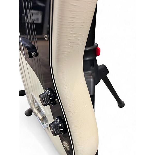 Vintage 1978 Fender Musicmaster Bass Antique White Electric Bass Guitar