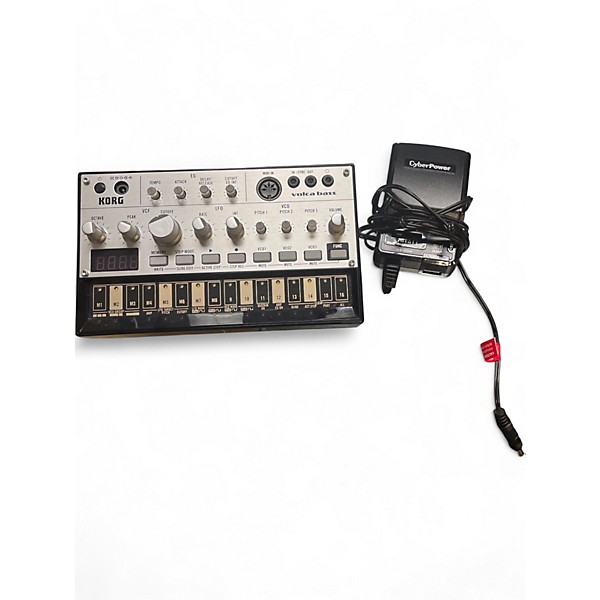 Used KORG VOLCA BASS Synthesizer