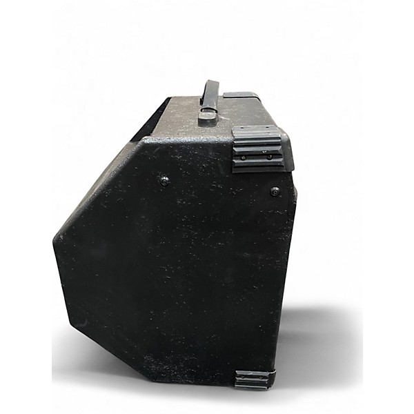 Used Bugera BWD15 Bass Combo Amp