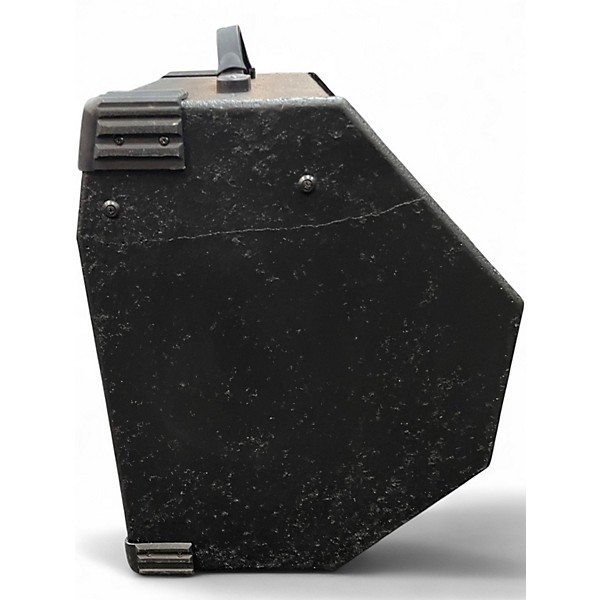 Used Bugera BWD15 Bass Combo Amp