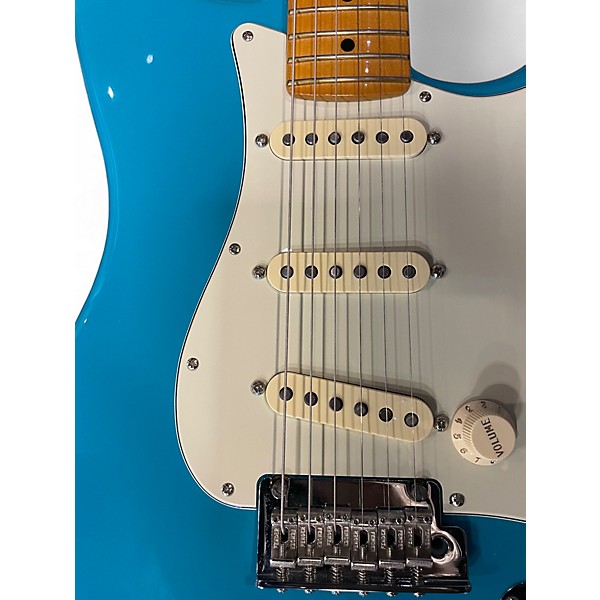 Used Fender American Standard Stratocaster 3 Tone Sunburst Solid Body Electric Guitar