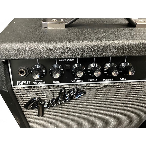 Used Fender Frontman 15G 15W Guitar Combo Amp
