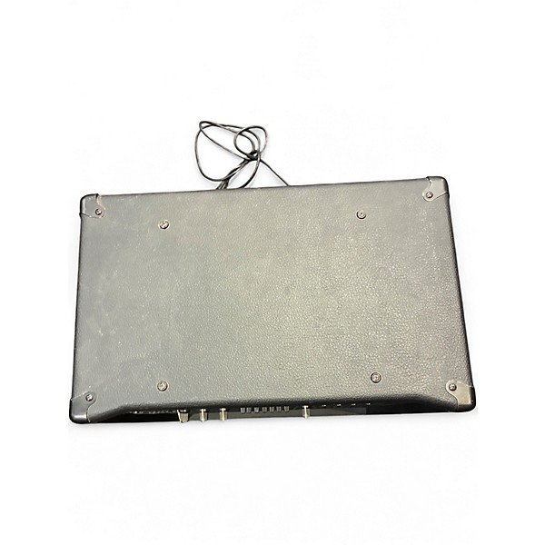 Used Fender BXR 200 Bass Combo Amp